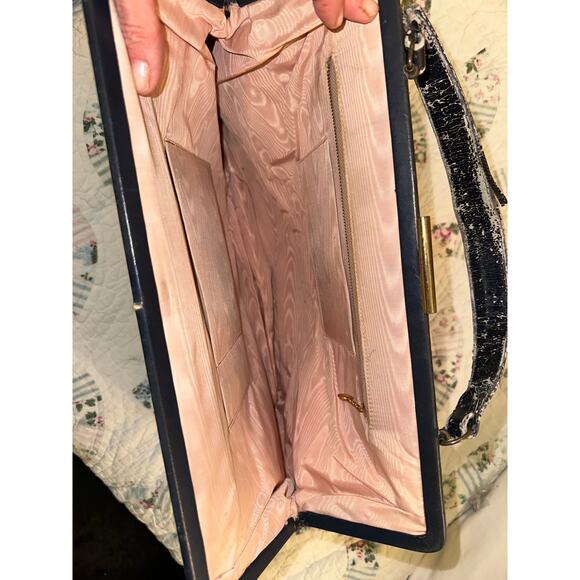 GIANT VINTAGE 50's 60's DENIM BLUE NEEDLEPOINT FLORAL FRAME BAG - Picture 7 of 12